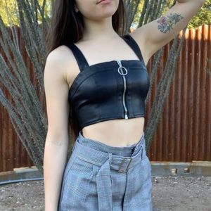 ⛓faux leather, corset tank top with chain zipper⛓